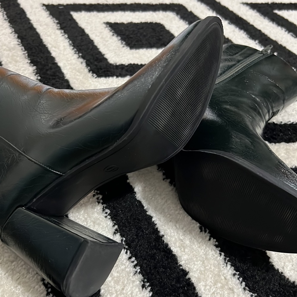 Ankle Boots - - Picture 3 of 3